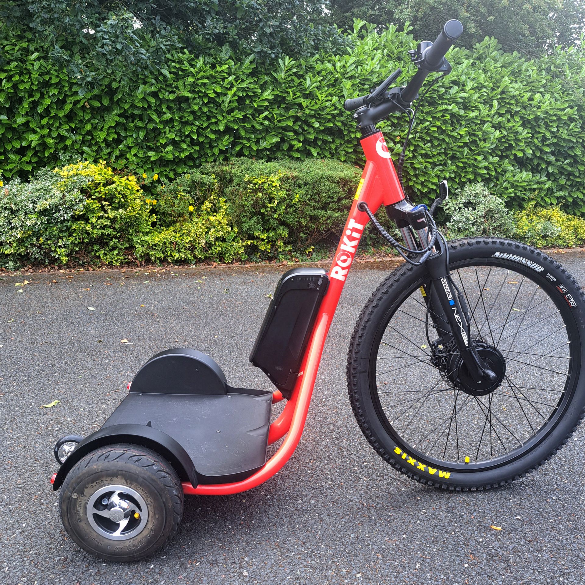 Electric stand hot sale up trike